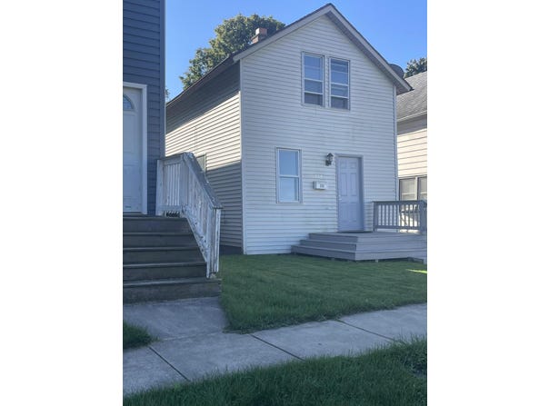 332 Grove Street, La Porte, IN 46350