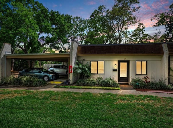 1175 MISSION Circle, CLEARWATER, FL 33759