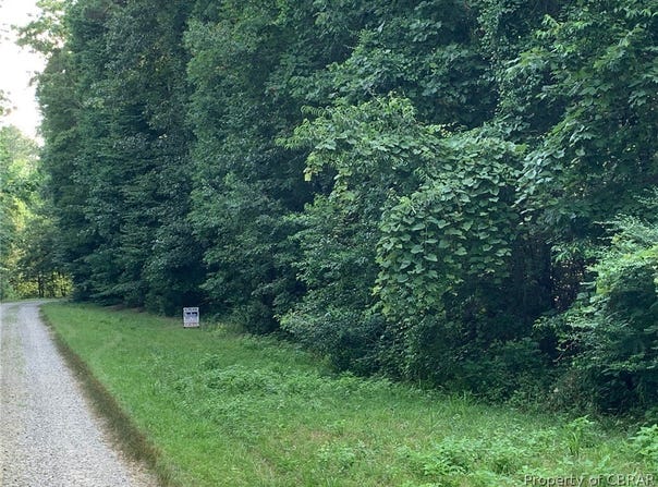 Olivis Road, Gloucester, VA 23061