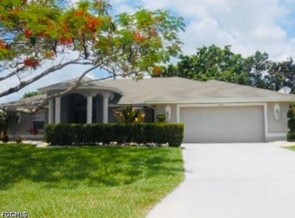 919 SE 18th Terrace, Cape Coral, FL 33990