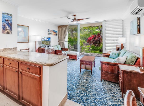 5315 Lower Honoapiilani Rd, Lahaina, HI 96761