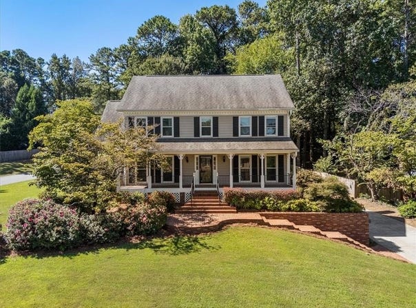 147 Lakeside Drive NW, Kennesaw, GA 30144