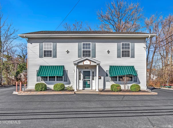 Belford, NJ 07718