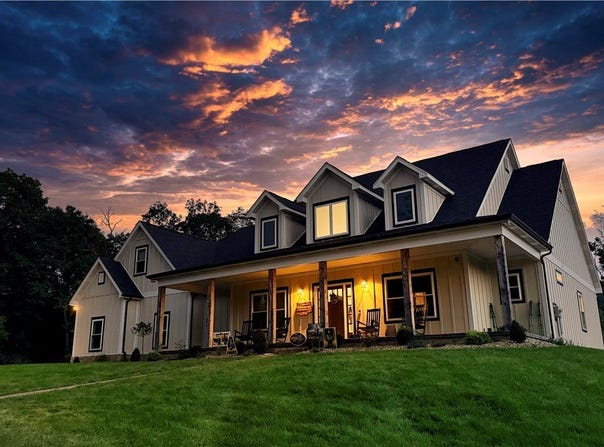 190 Frederick Drive, Upper Burrell, PA 15068