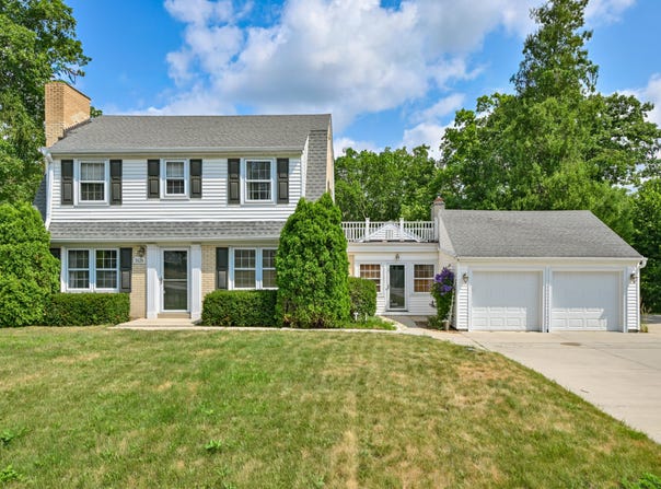 7620 W Drexel Ave, Franklin, WI 53132
