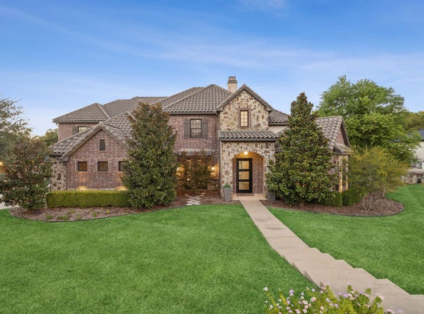 236 Summer Tanager Lane, Heath, TX 75032