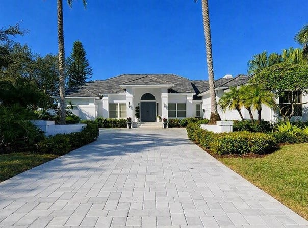 447 E MACEWEN Drive, OSPREY, FL 34229