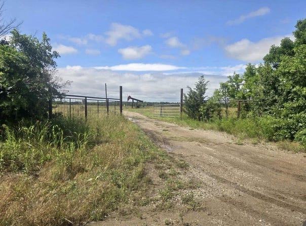 1672 8th, Severy, KS 67137