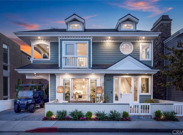 327 Amethyst, Newport Beach, CA 92662