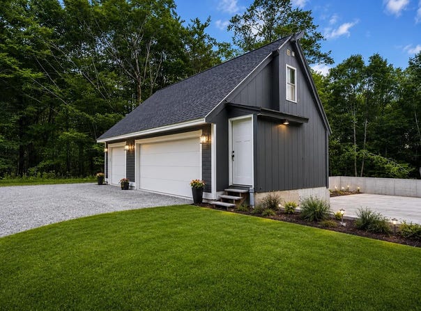 16 Lovejoy Lane, Readfield, ME 04355