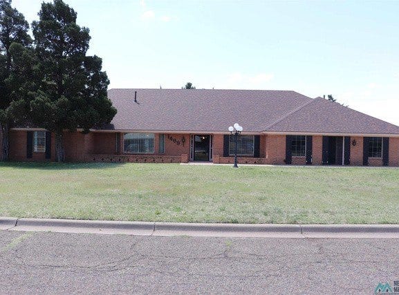 1409 Claremont, Clovis, NM 88101