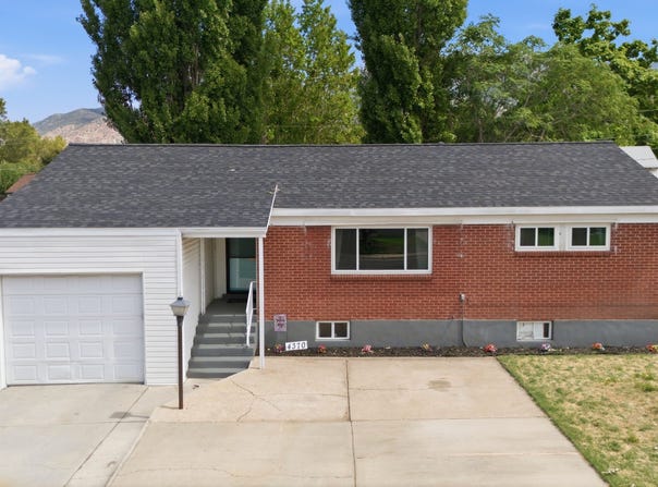 4370 S 175 E, Washington Terrace, UT 84405