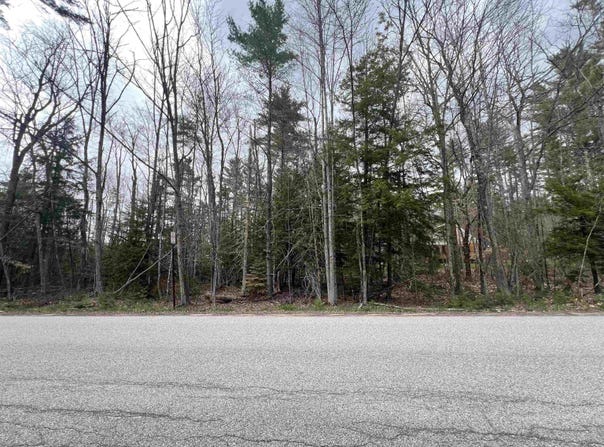 Thompson Road, Conway, NH 03860