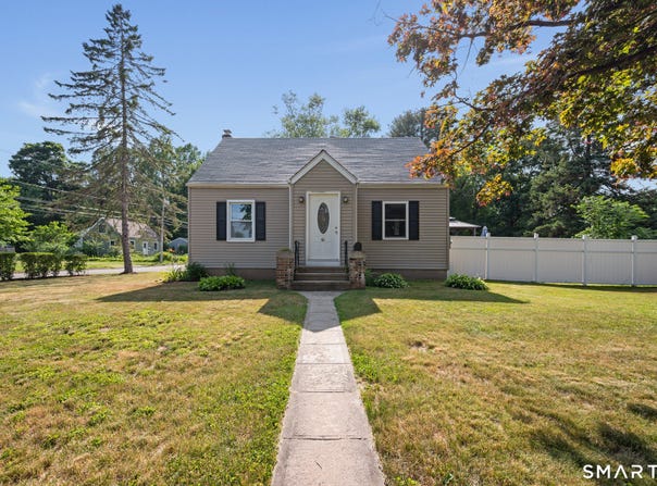 25 Douglas Drive, Meriden, CT 06451