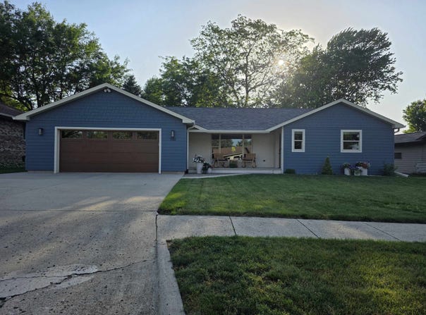 700 23rd Ave, Sheldon, IA 51201