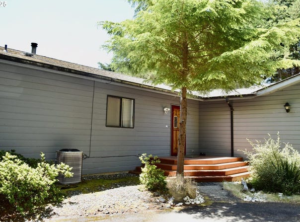 34518 MUTTS Way, GoldBeach, OR 97444