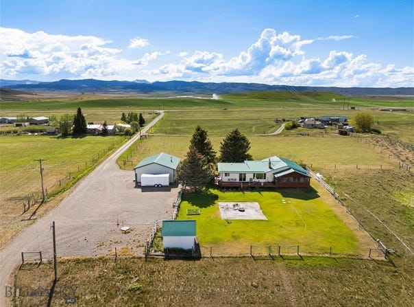 21 Mcpherson Lane, Wilsall, MT 59086