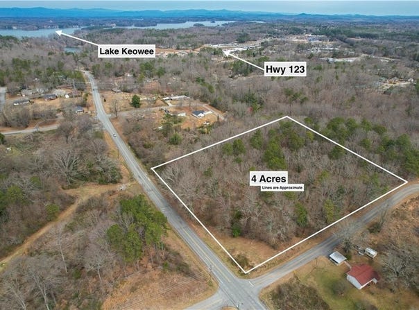 N Walnut Street, Seneca, SC 29678