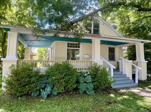 308 E Adams Avenue, Fairfield, IA 52556
