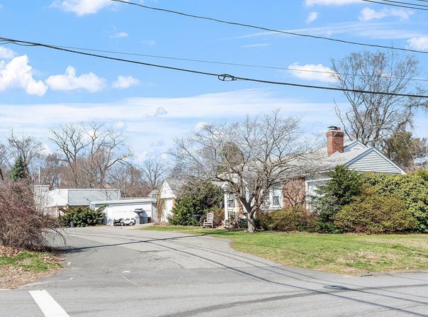 344 Broadway, Lynnfield, MA 01940