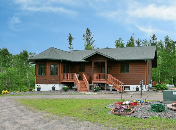 N5020 Red Pine Trail, Spooner, WI 54801