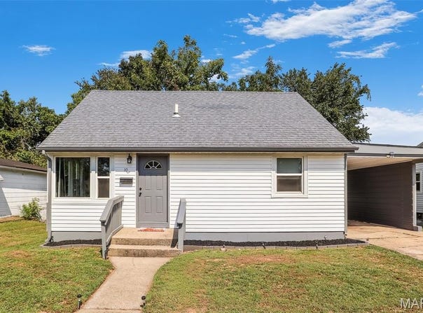 10 Lisa Drive, Fredericktown, MO 63645