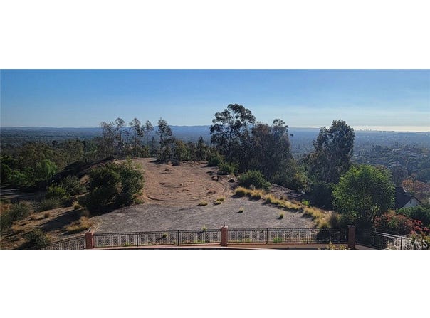 2242 Foothill Boulevard, Santa Ana, CA 92705
