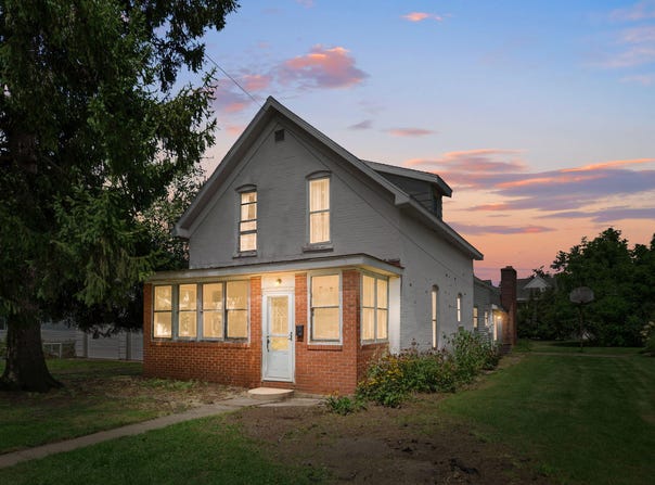 105 Locust Street E, Three Oaks, MI 49128