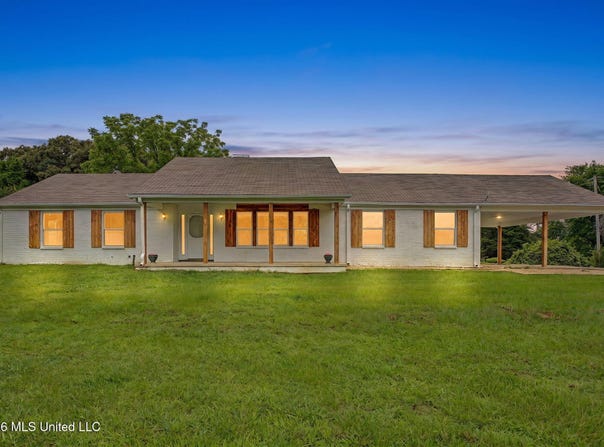 1945 Pryor Road, Coldwater, MS 38618
