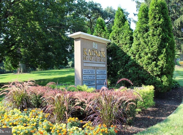 1030 E LANCASTER AVE, BRYN MAWR, PA 19010