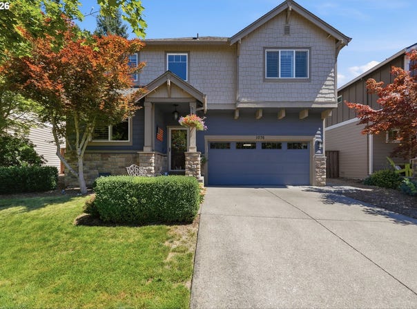 1076 EPPERLY Way, WestLinn, OR 97068