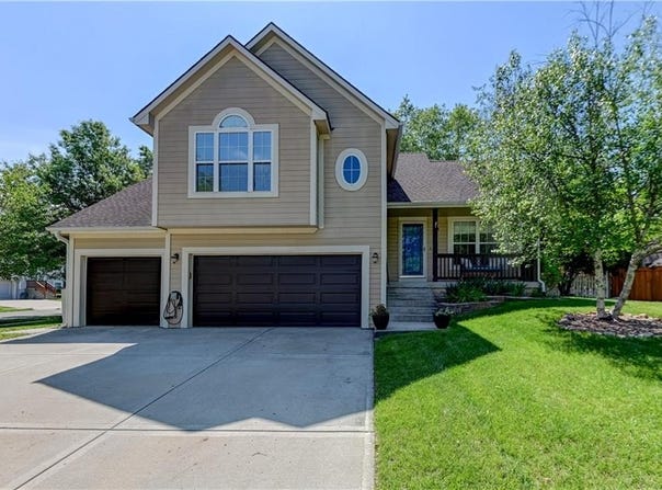 1750 Bridget Place, Liberty, MO 64068