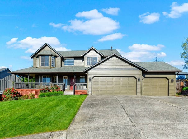 1268 E Spencer Ct, La Center, WA 98629