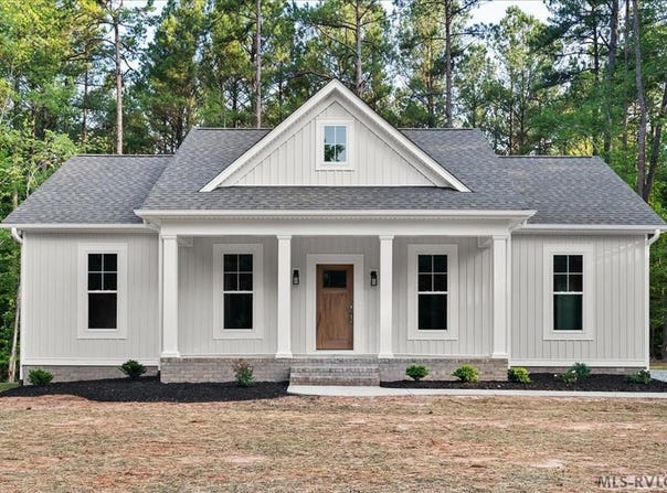 136 Hicks Drive, Bracey, VA 23919