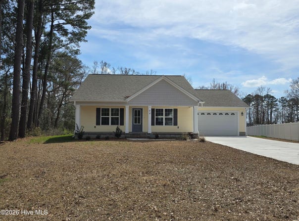 94 Osprey Watch Lane E, Oriental, NC 28571