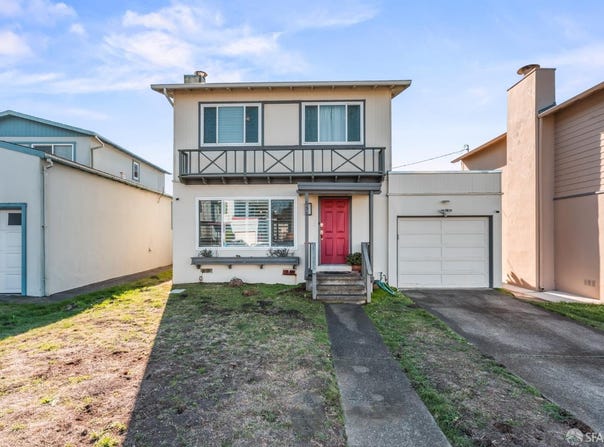 656 Forest Lake Drive, Pacifica, CA 94044