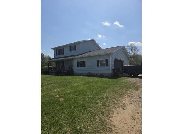 1627 W Barnes Road, Leslie, MI 49251