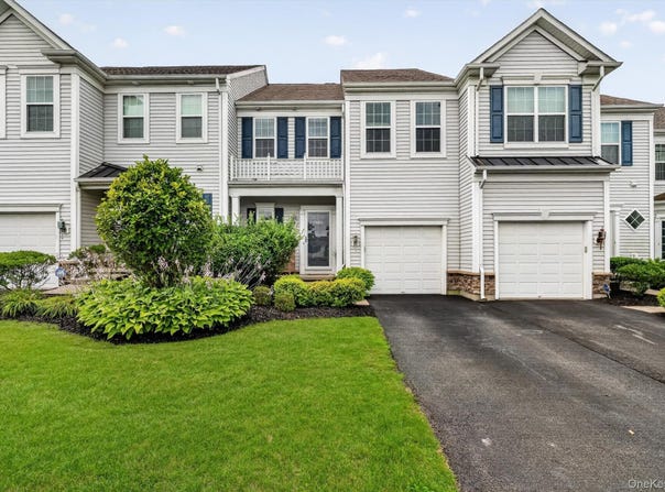 12 Brighton Drive, Newburgh, NY 12550