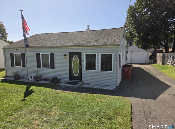 55 Circle Drive, Wallingford, CT 06492