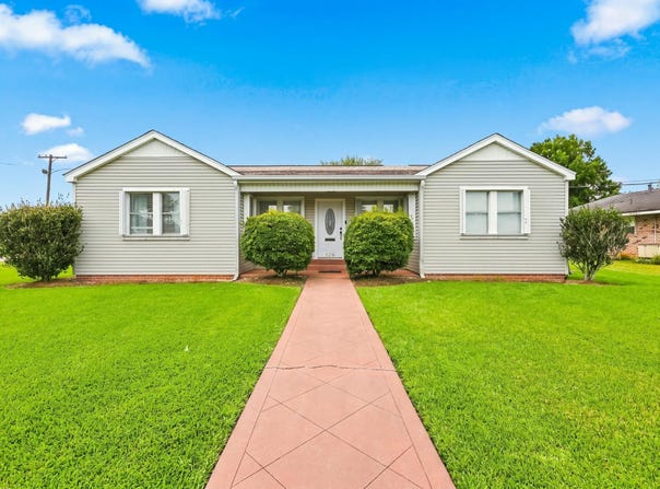526 Foret St, Thibodaux, LA 70301