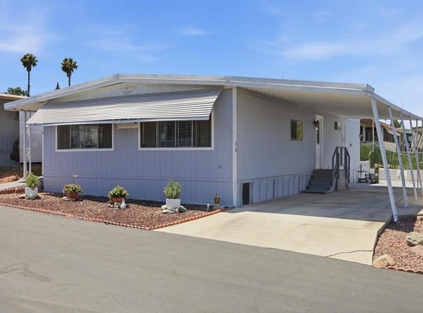 718 Sycamore, Vista, CA 92083