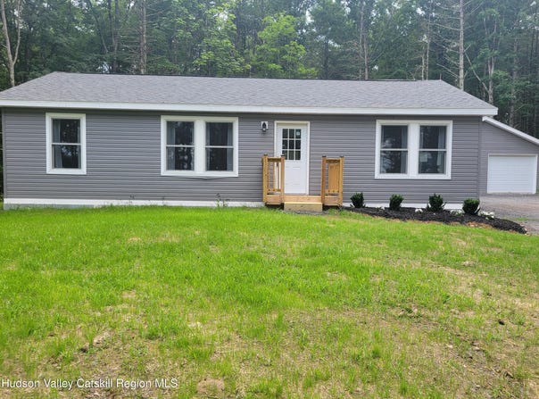112 Klingermann Drive, Cairo, NY 12413