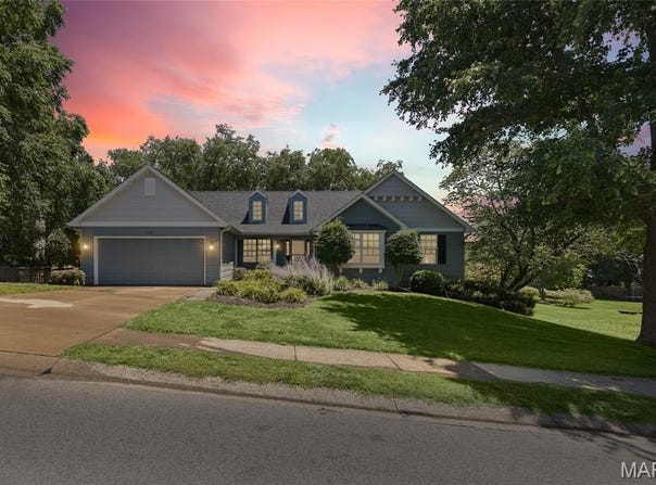 442 Schwarz Road, O'Fallon, IL 62269