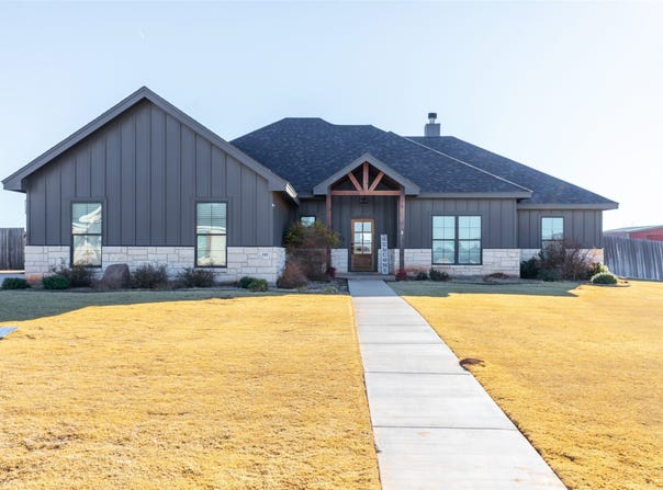 189 Windy Hill Drive, Tuscola, TX 79562