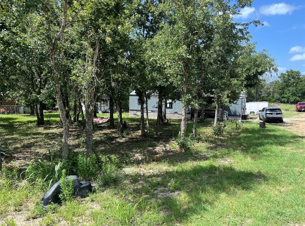 108 Live Oak Path, Somerville, TX 77879