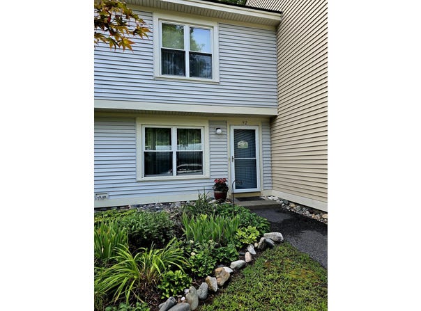 92 Morningside Commons, Brattleboro, VT 05301