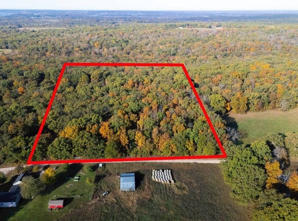 S 2125 Road, Stockton, MO 65785