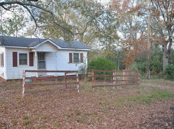 105 Mauldin Circle, Iva, SC 29655