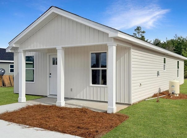 5427 Bayleaf Drive, Crestview, FL 32539