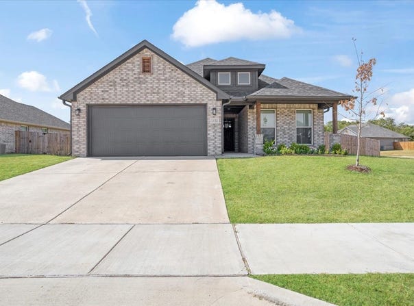 2132 Gabriel Drive, Sherman, TX 75092